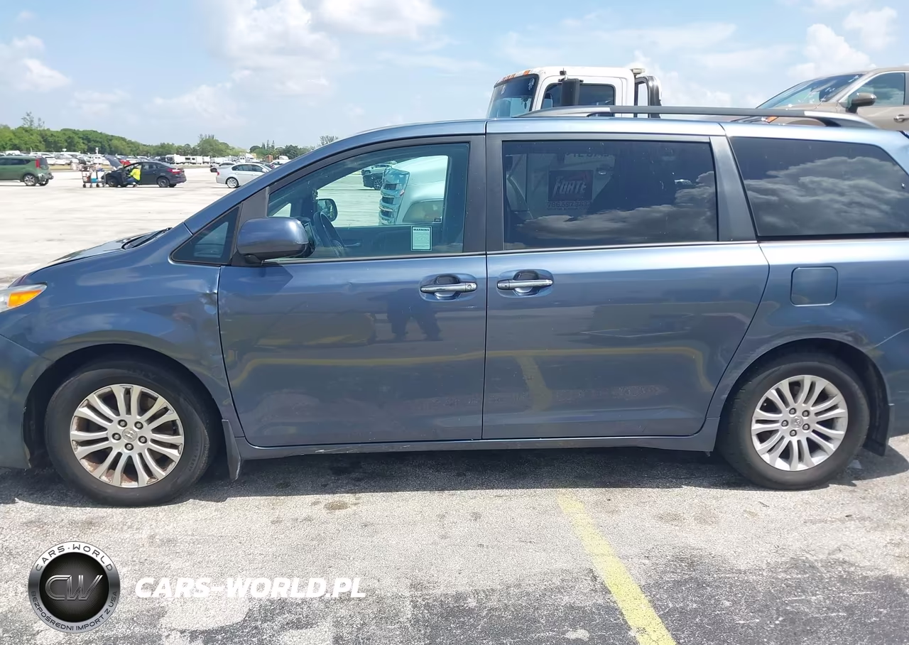 2016 Toyota Sienna Xle 8 Passenger VIN:5TDYK3DC6GS744762 - 6