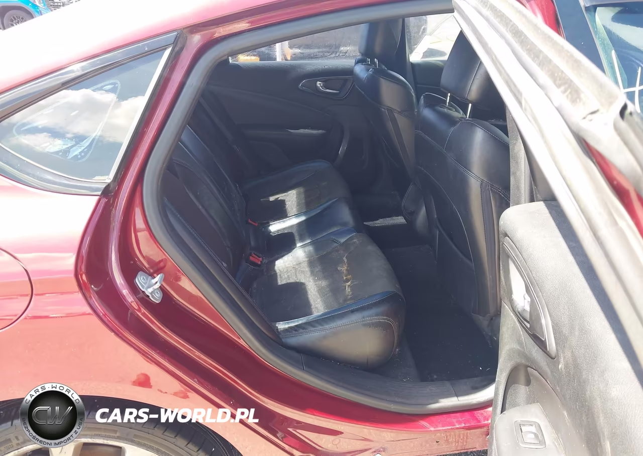 2015 Chrysler 200 S VIN:1C3CCCBB0FN554000 - 8