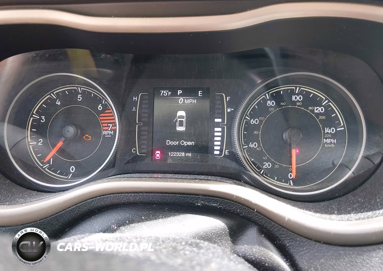 2018 Jeep Cherokee Latitude Fwd VIN:1C4PJLCB2JD573826 - 7