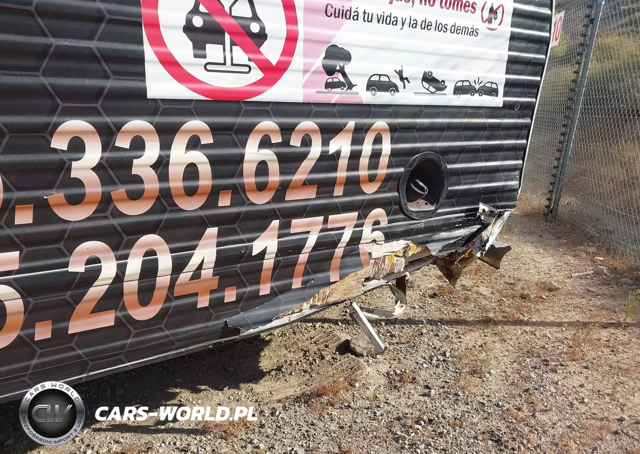 1992 Ford Econoline E350 Cutaway Van VIN:1FDKE30G4NHA14688 - 20