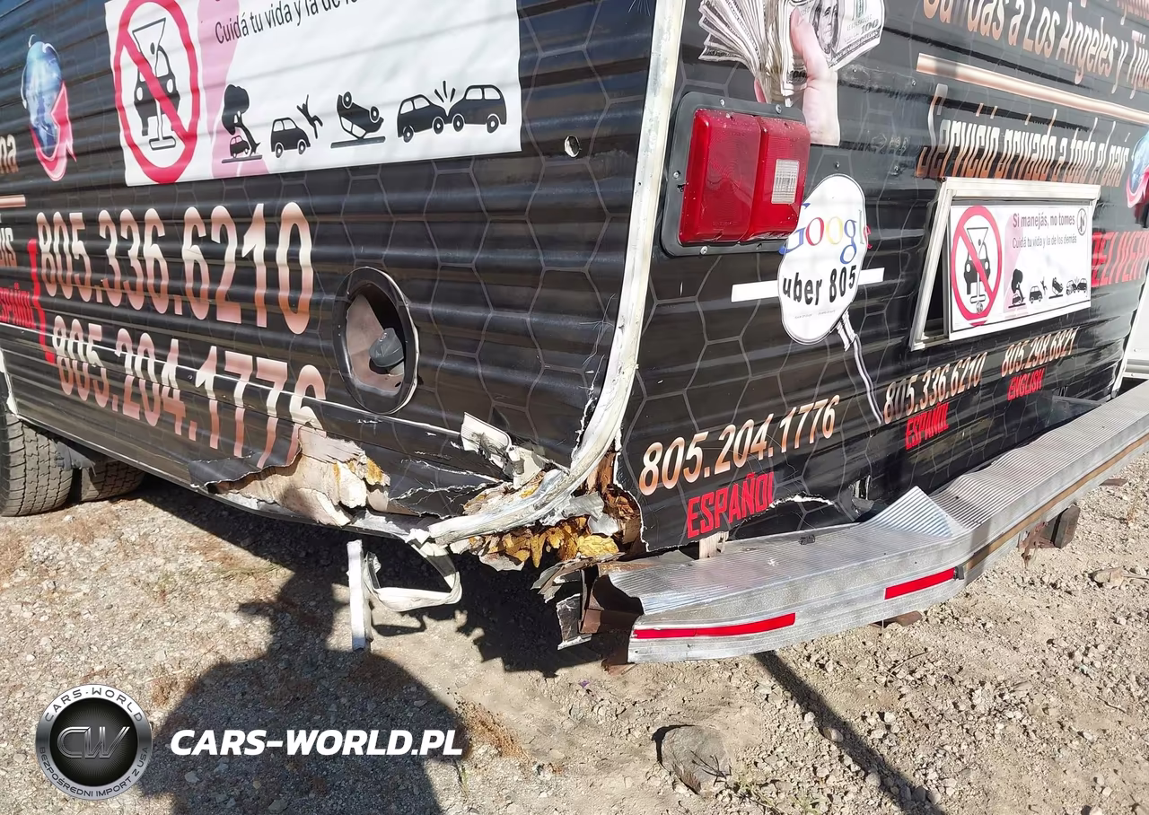 1992 Ford Econoline E350 Cutaway Van VIN:1FDKE30G4NHA14688 - 6