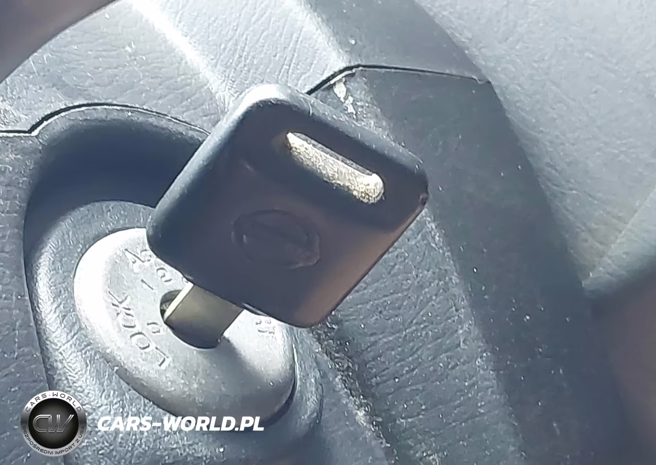 2004 Nissan Frontier Xe-V6 VIN:1N6ED29X34C450670 - 11