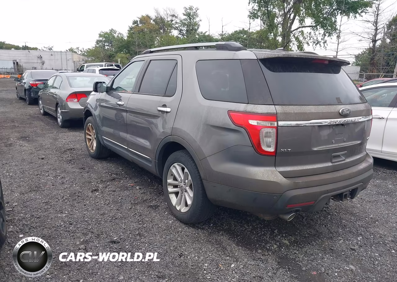 2011 Ford Explorer Xlt VIN:1FMHK8D8XBGA06423 - 3