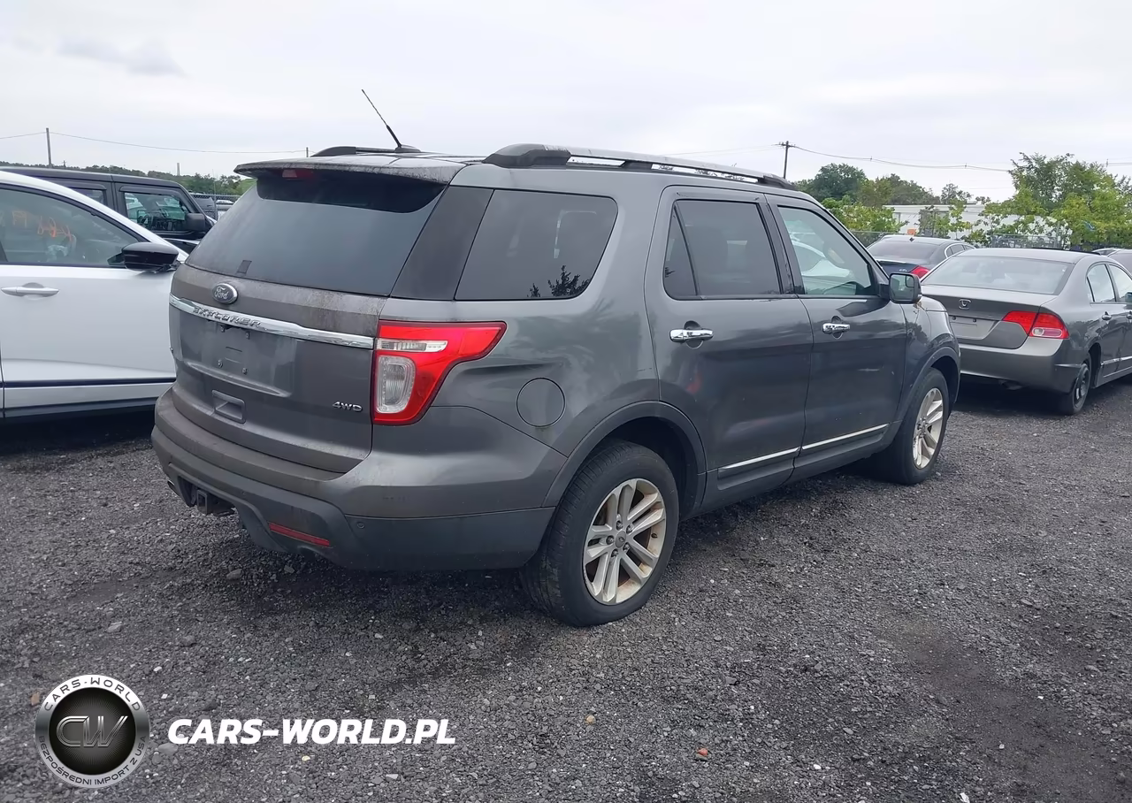 2011 Ford Explorer Xlt VIN:1FMHK8D8XBGA06423 - 4