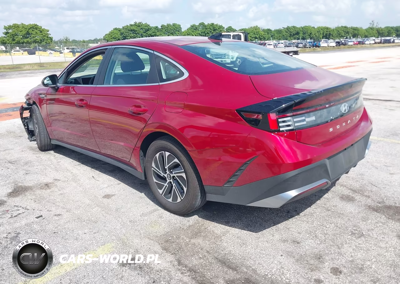 2026 Hyundai Sonata Hybrid Blue VIN:KMHL24JJ4TA170801 - 3