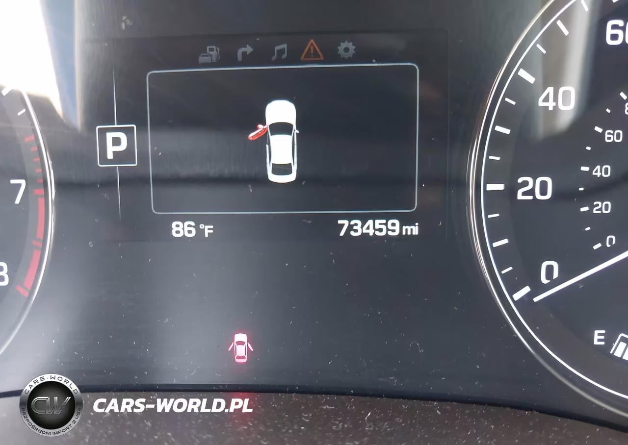 2015 Hyundai Genesis 3.8 VIN:KMHGN4JE3FU048848 - 16