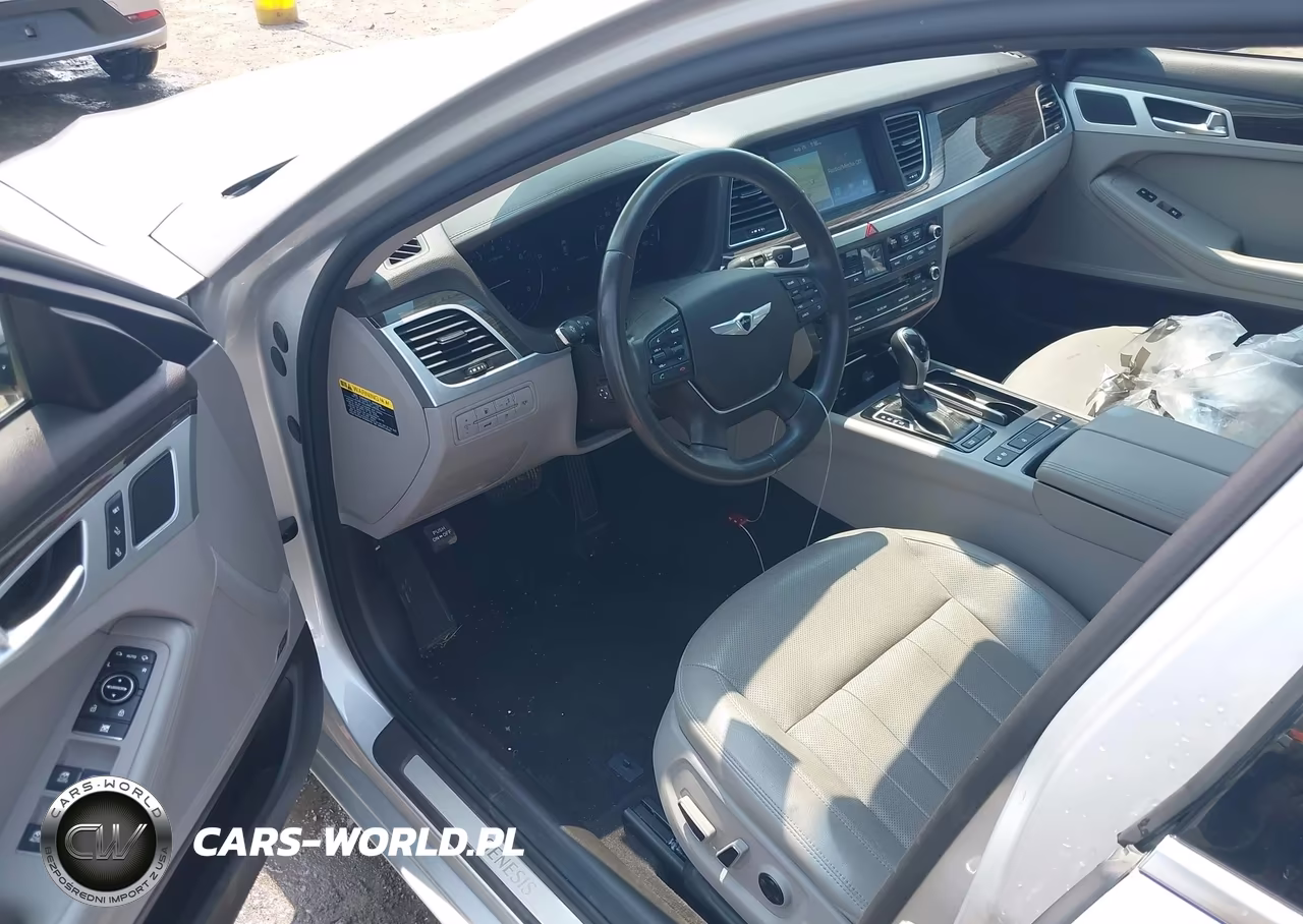 2015 Hyundai Genesis 3.8 VIN:KMHGN4JE3FU048848 - 18