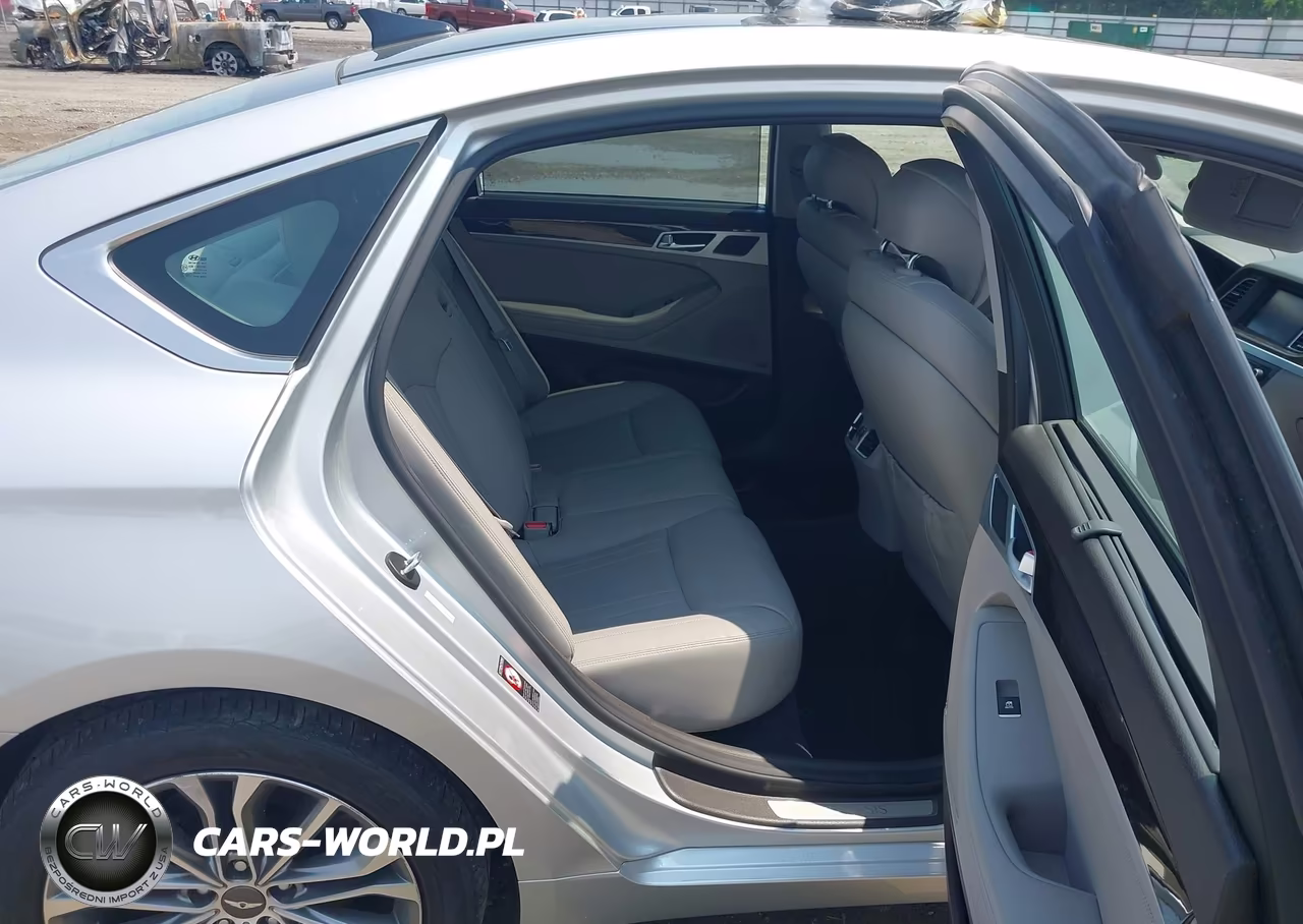 2015 Hyundai Genesis 3.8 VIN:KMHGN4JE3FU048848 - 8