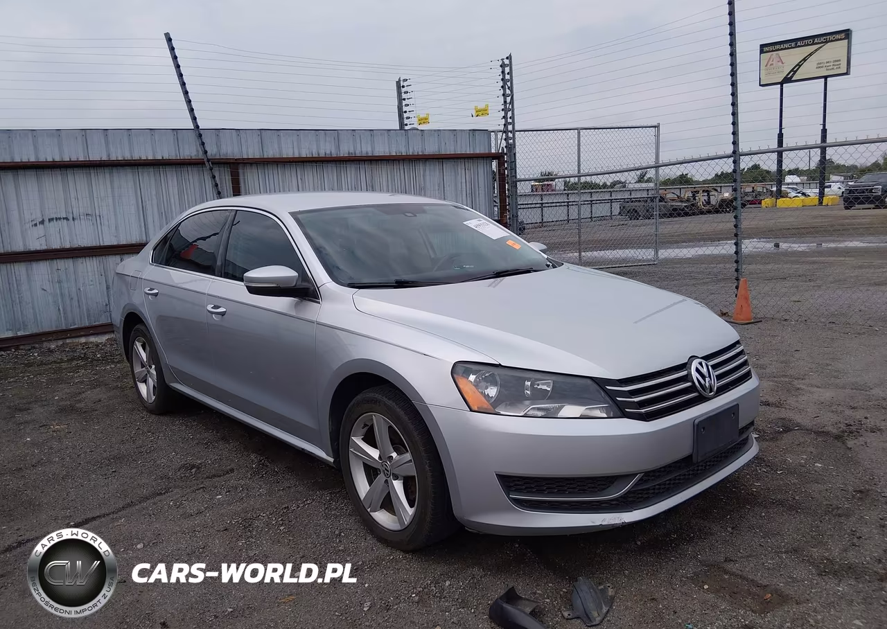 2014 Volkswagen Passat 1.8T Se – zdjęcie 1 z 12