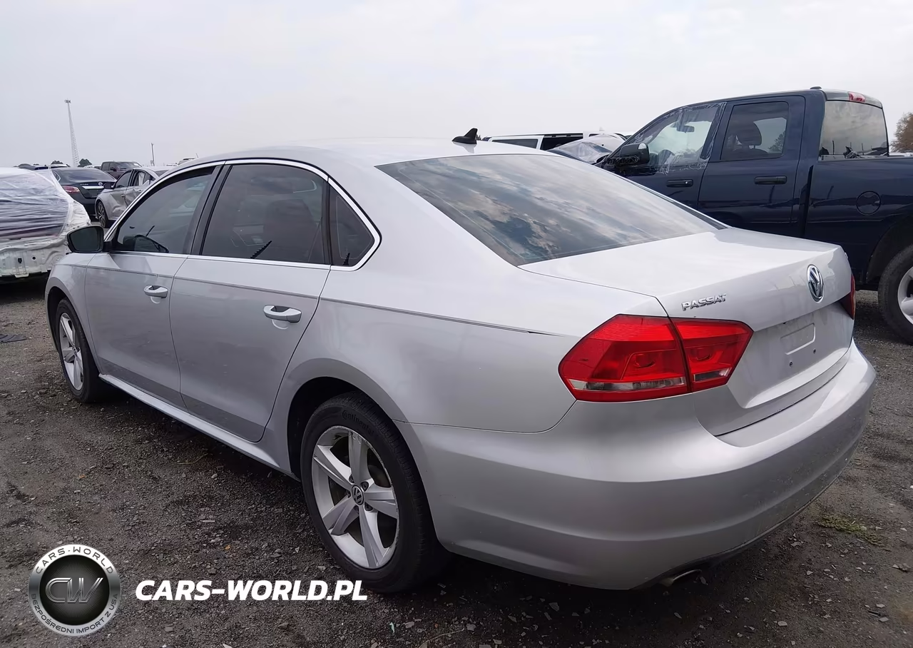 2014 Volkswagen Passat 1.8T Se VIN:1VWBS7A35EC058435 - 3