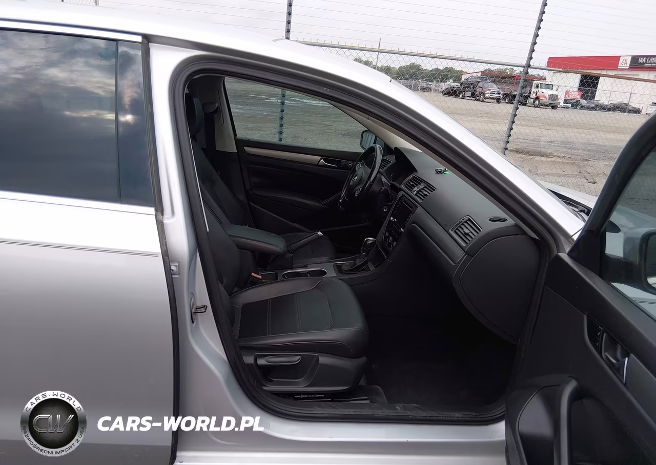 2014 Volkswagen Passat 1.8T Se VIN:1VWBS7A35EC058435 - 5