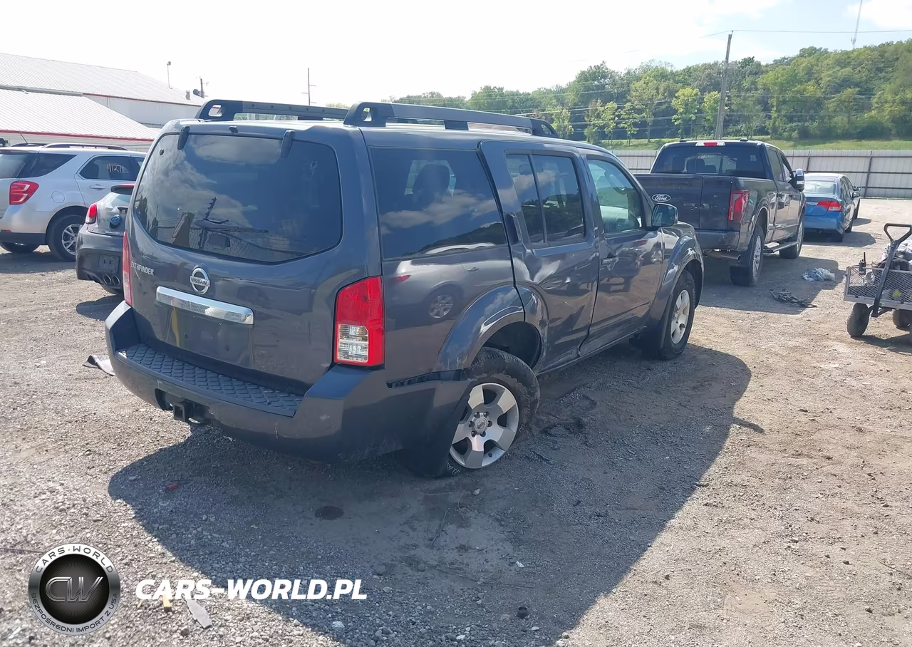 2011 Nissan Pathfinder S VIN:5N1AR1NBXBC635430 - 4