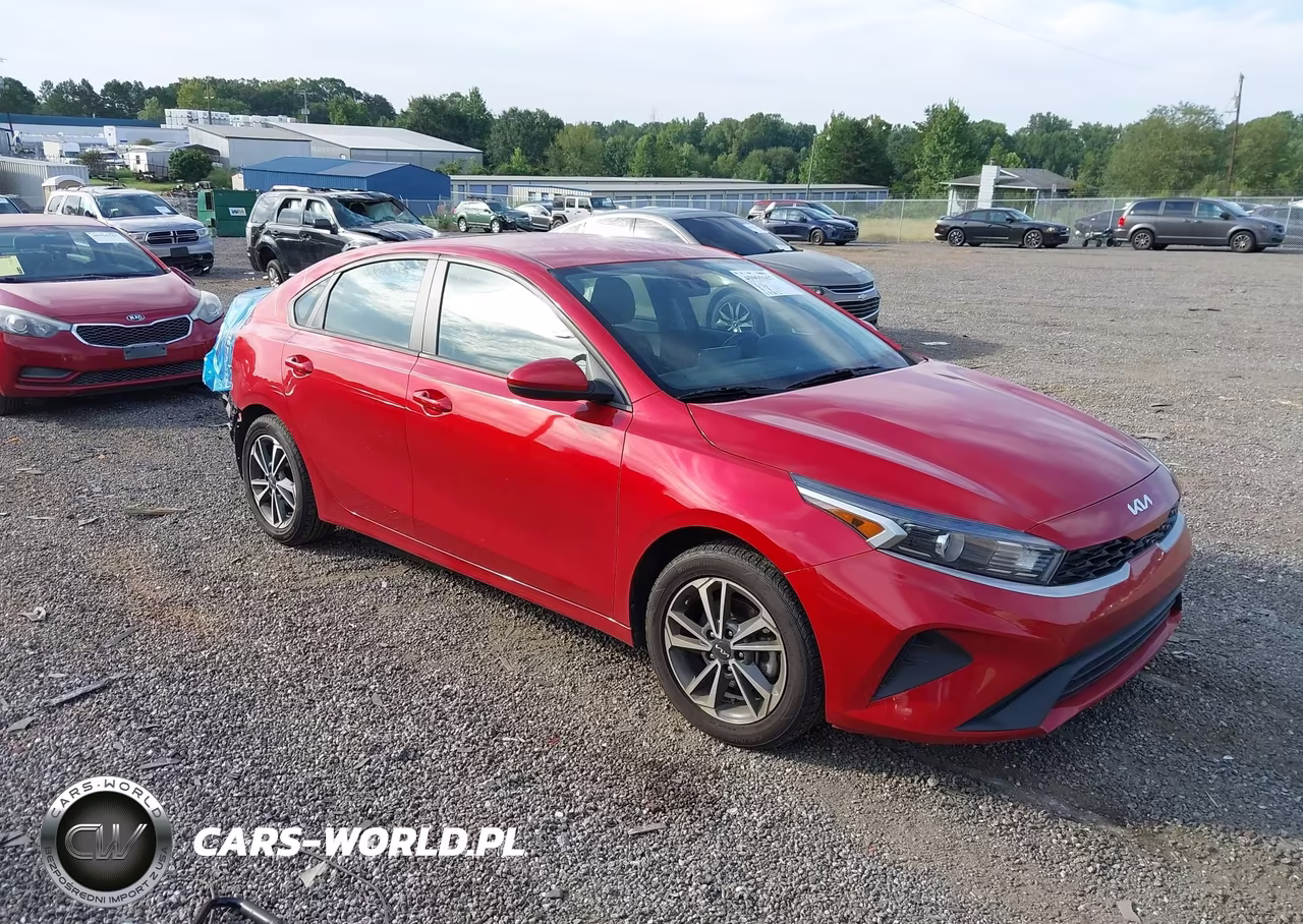 2024 Kia Forte Lxs