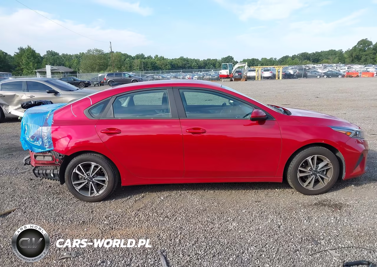 2024 Kia Forte Lxs VIN:3KPF24AD0RE779336 - 14