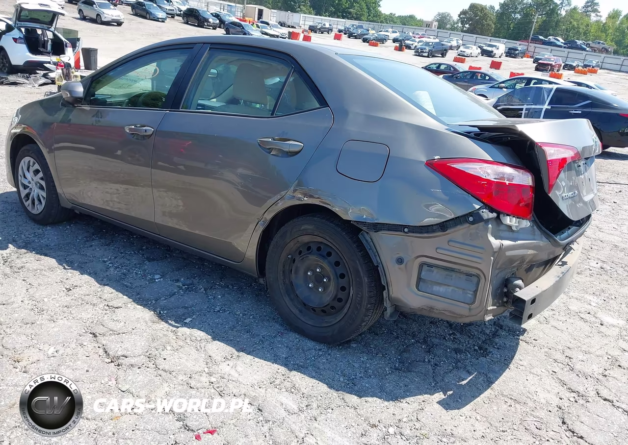 2019 Toyota Corolla Le VIN:2T1BURHE1KC224095 - 3