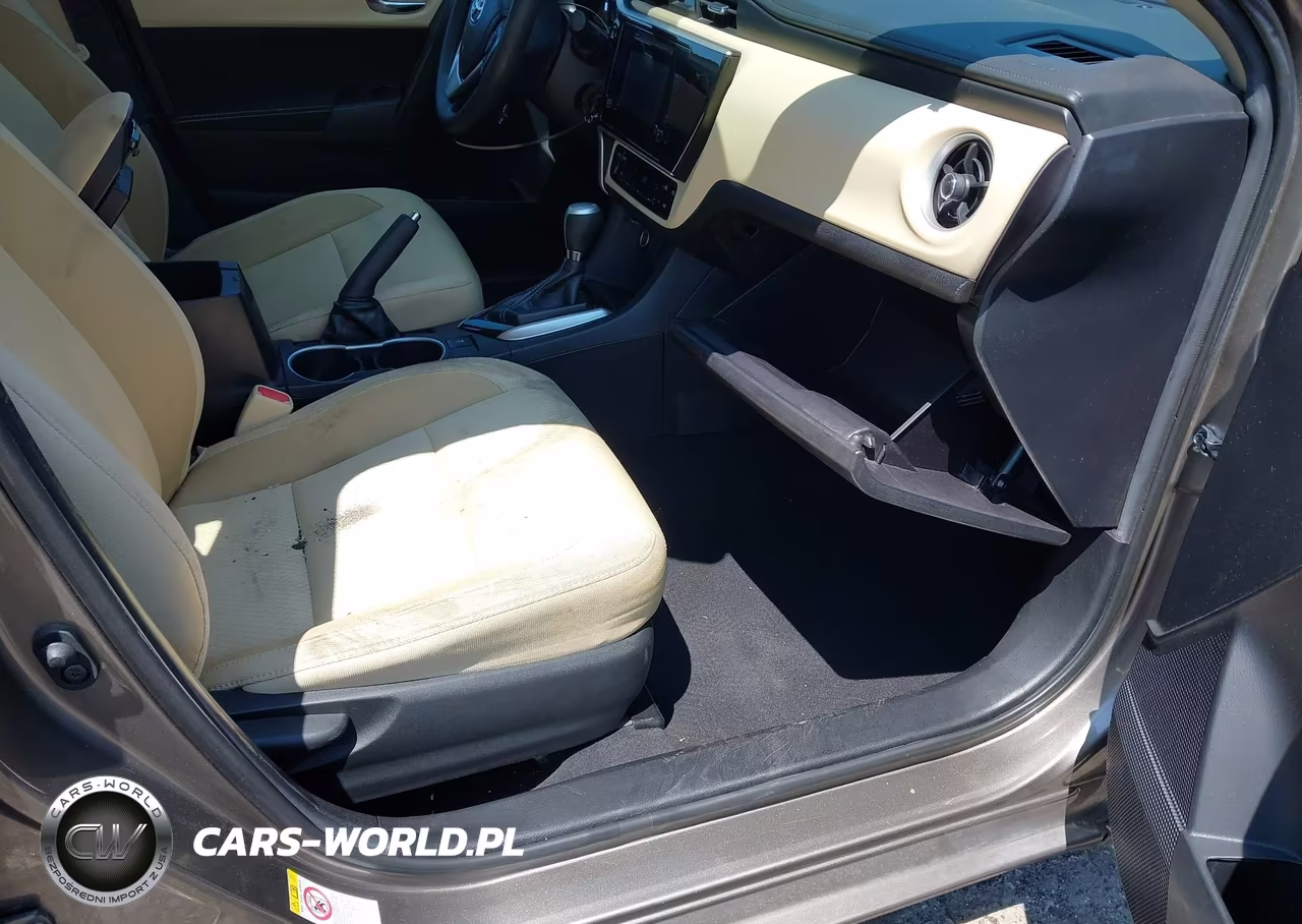 2019 Toyota Corolla Le VIN:2T1BURHE1KC224095 - 5