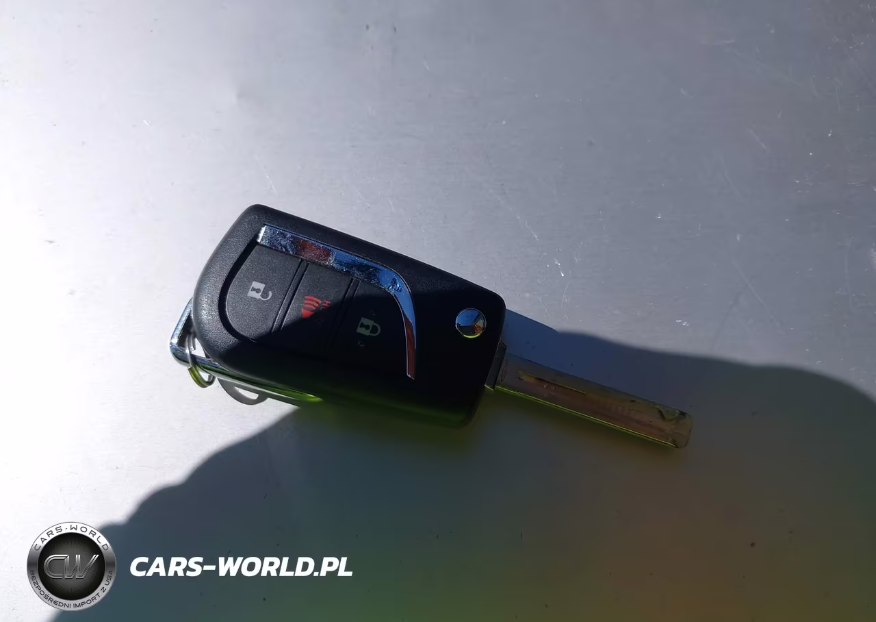 2021 Toyota C-Hr Le VIN:NMTKHMBX2MR136344 - 11