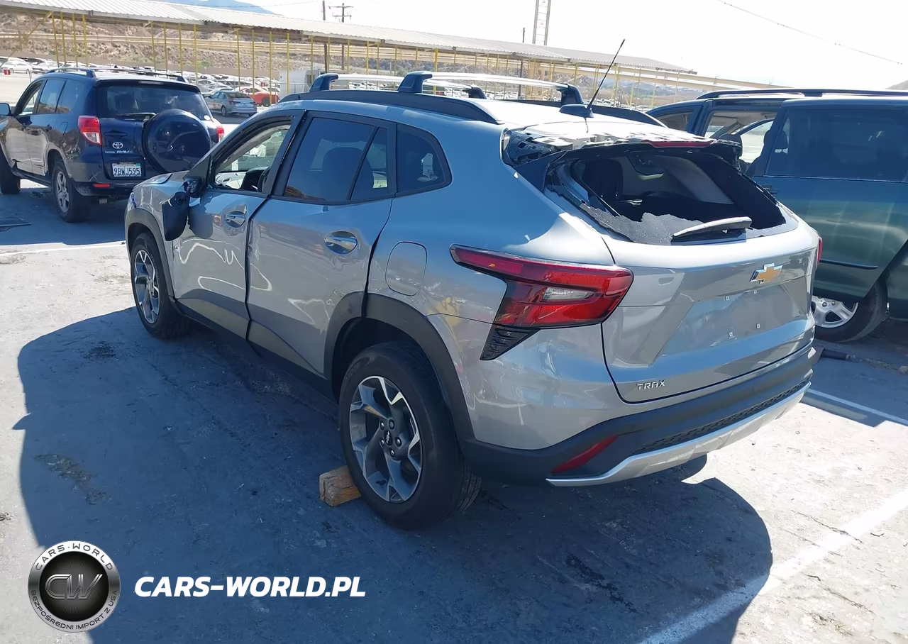 2025 Chevrolet Trax Fwd Lt VIN:KL77LHEP5SC020558 - 3
