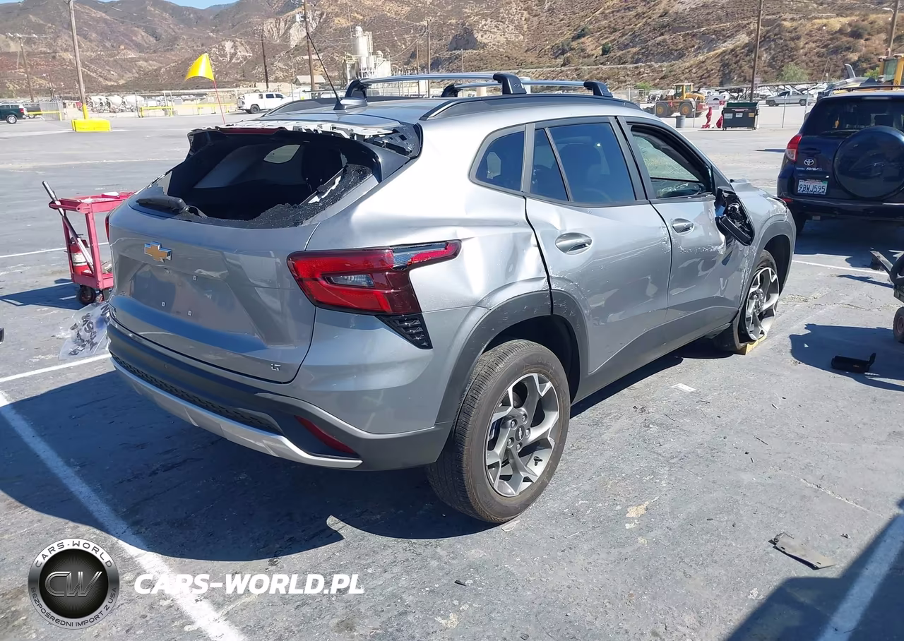 2025 Chevrolet Trax Fwd Lt VIN:KL77LHEP5SC020558 - 4