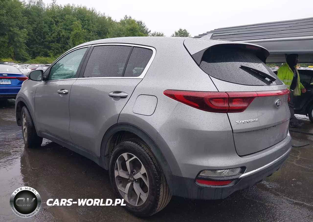 2020 Kia Sportage Lx VIN:KNDPMCACXL7825259 - 3