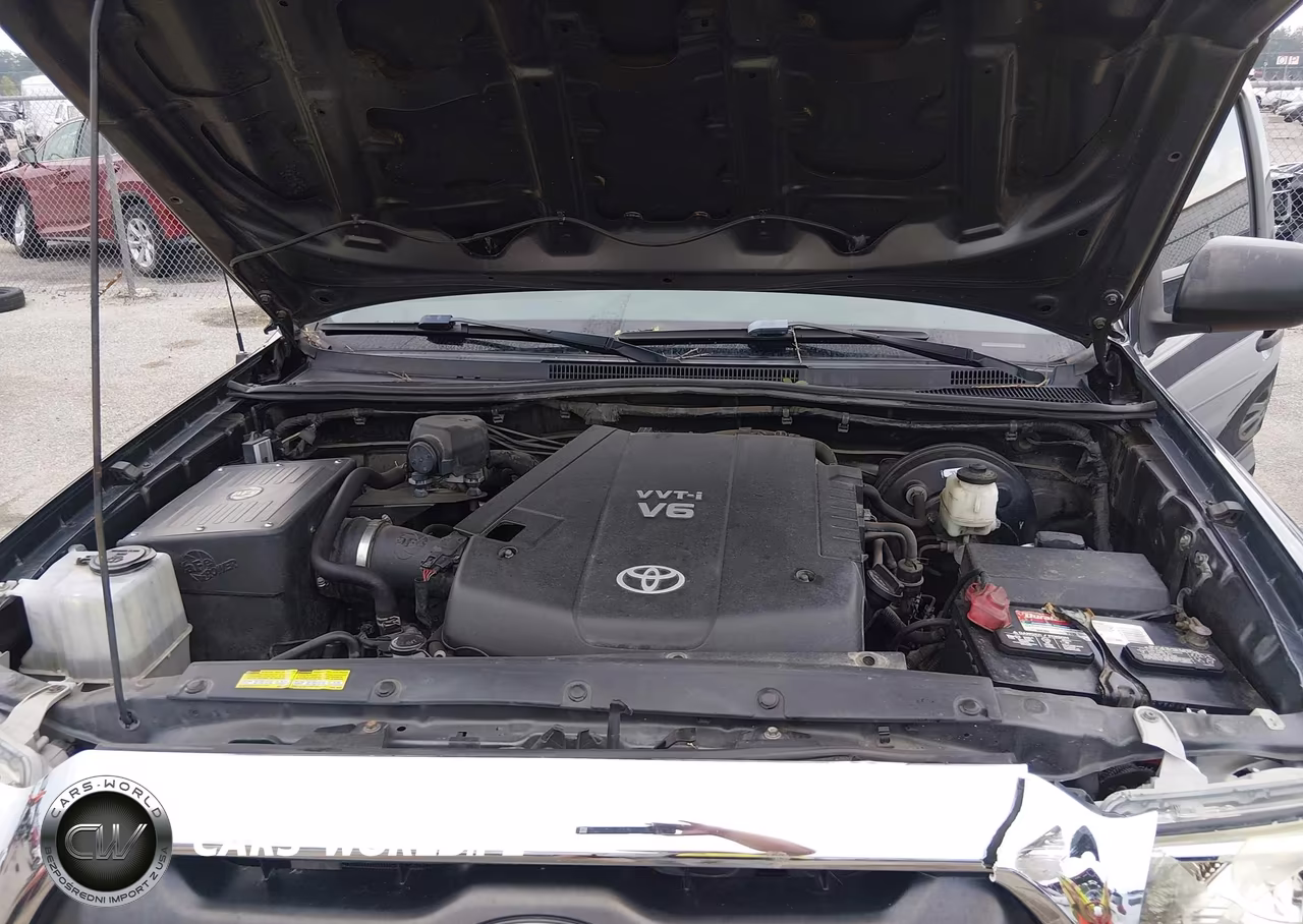 2014 Toyota Tacoma Prerunner V6 VIN:3TMJU4GN9EM156978 - 10