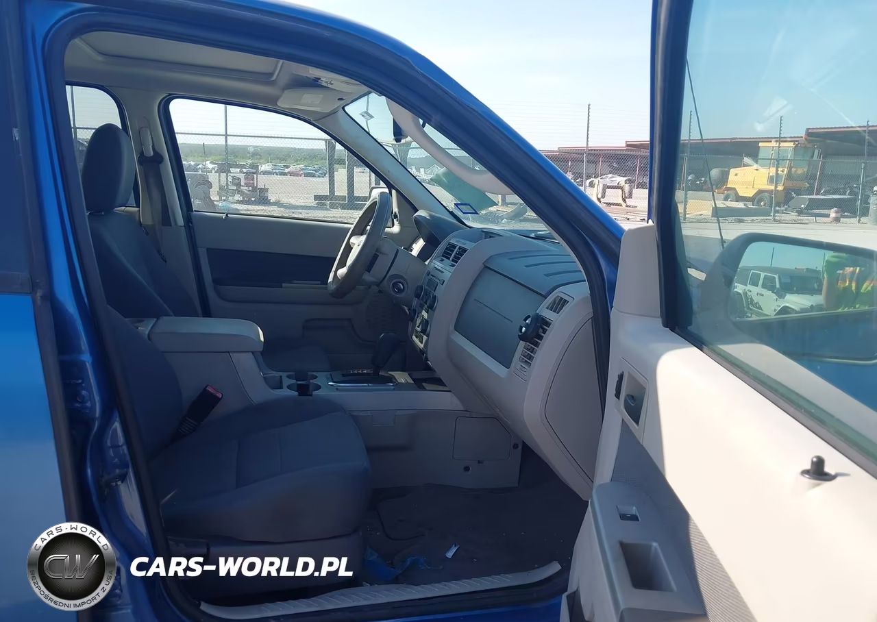 2009 Ford Escape Xlt VIN:1FMCU03779KA07289 - 5