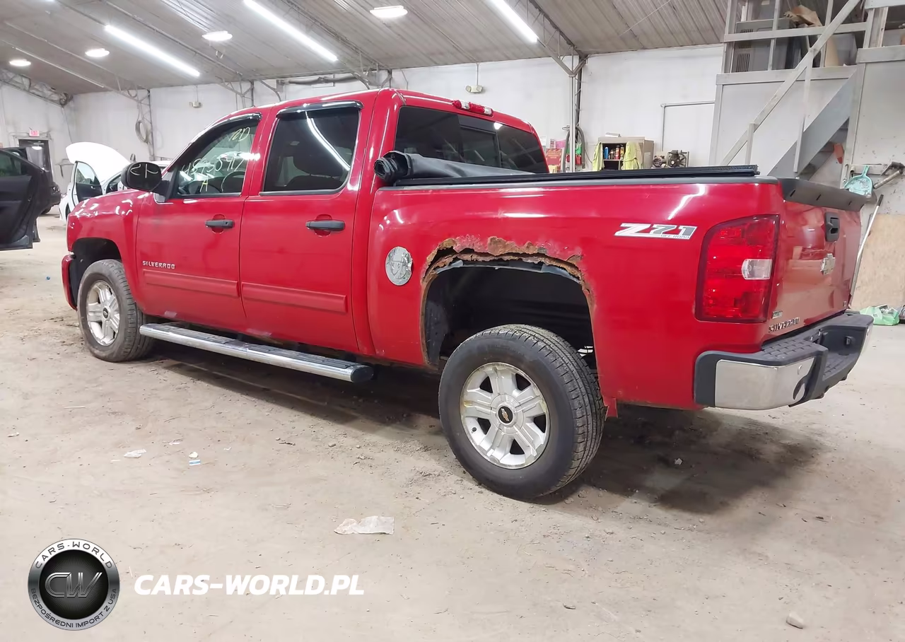 2011 Chevrolet Silverado 1500 Lt VIN:1GCPKSE32BF240156 - 3