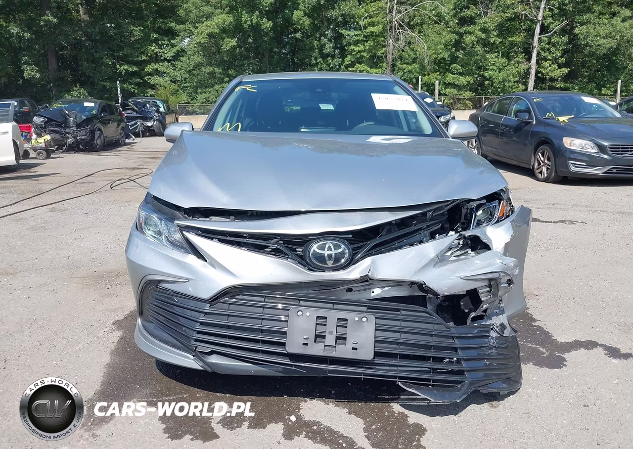 2024 Toyota Camry Le VIN:4T1C11AK3RU914633 - 12