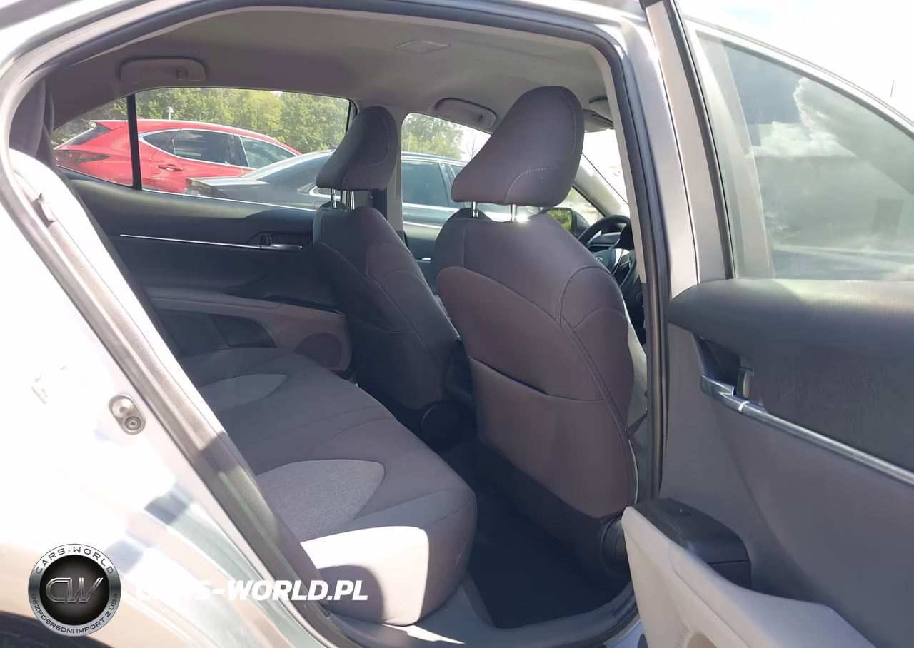 2024 Toyota Camry Le VIN:4T1C11AK3RU914633 - 8