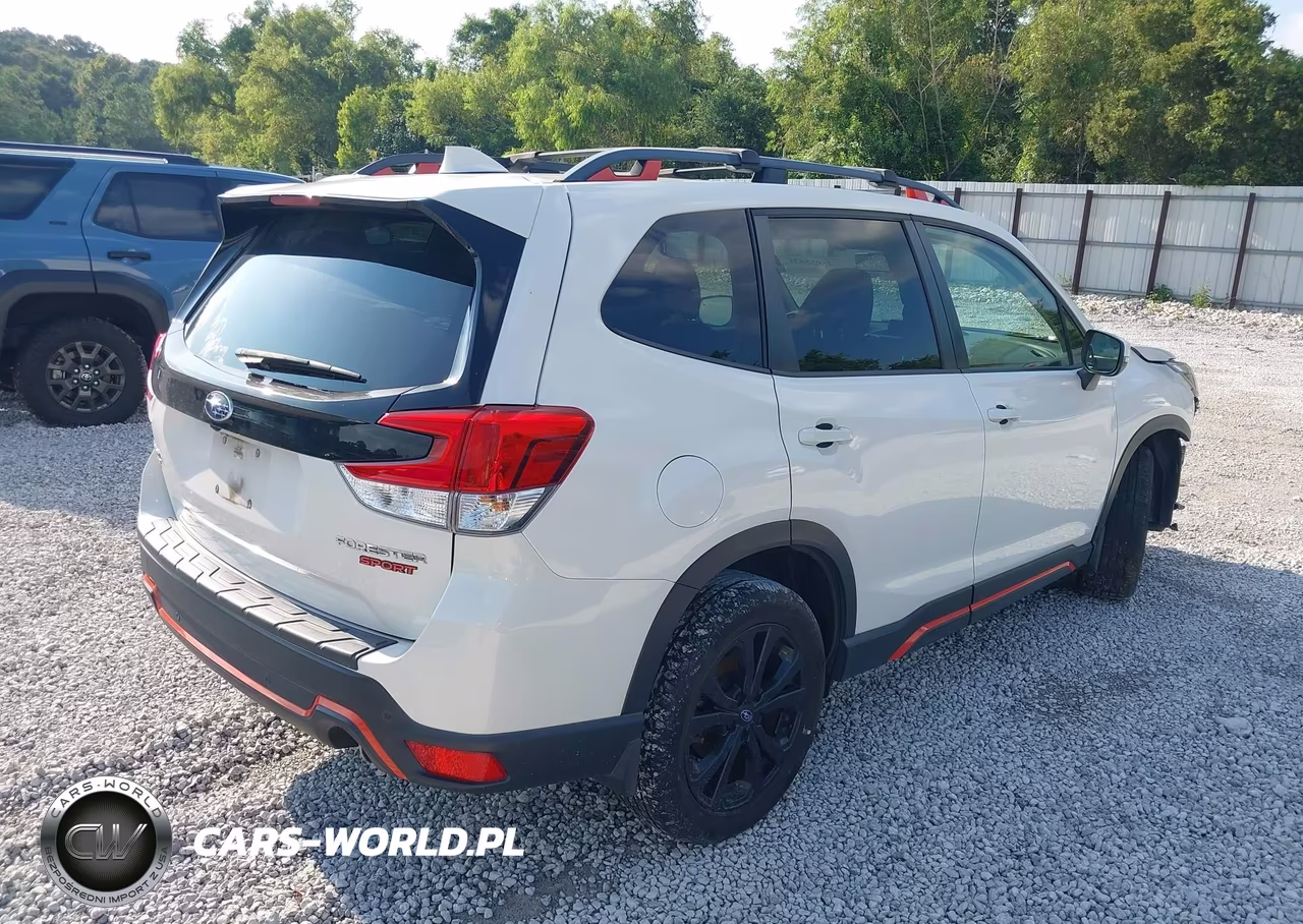 2021 Subaru Forester Sport VIN:JF2SKARC1MH564772 - 4