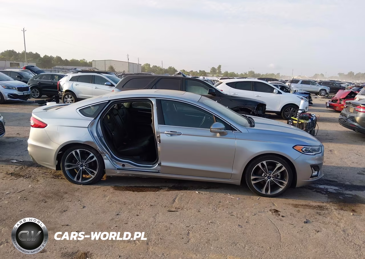 2020 Ford Fusion Titanium VIN:3FA6P0K91LR193920 - 13