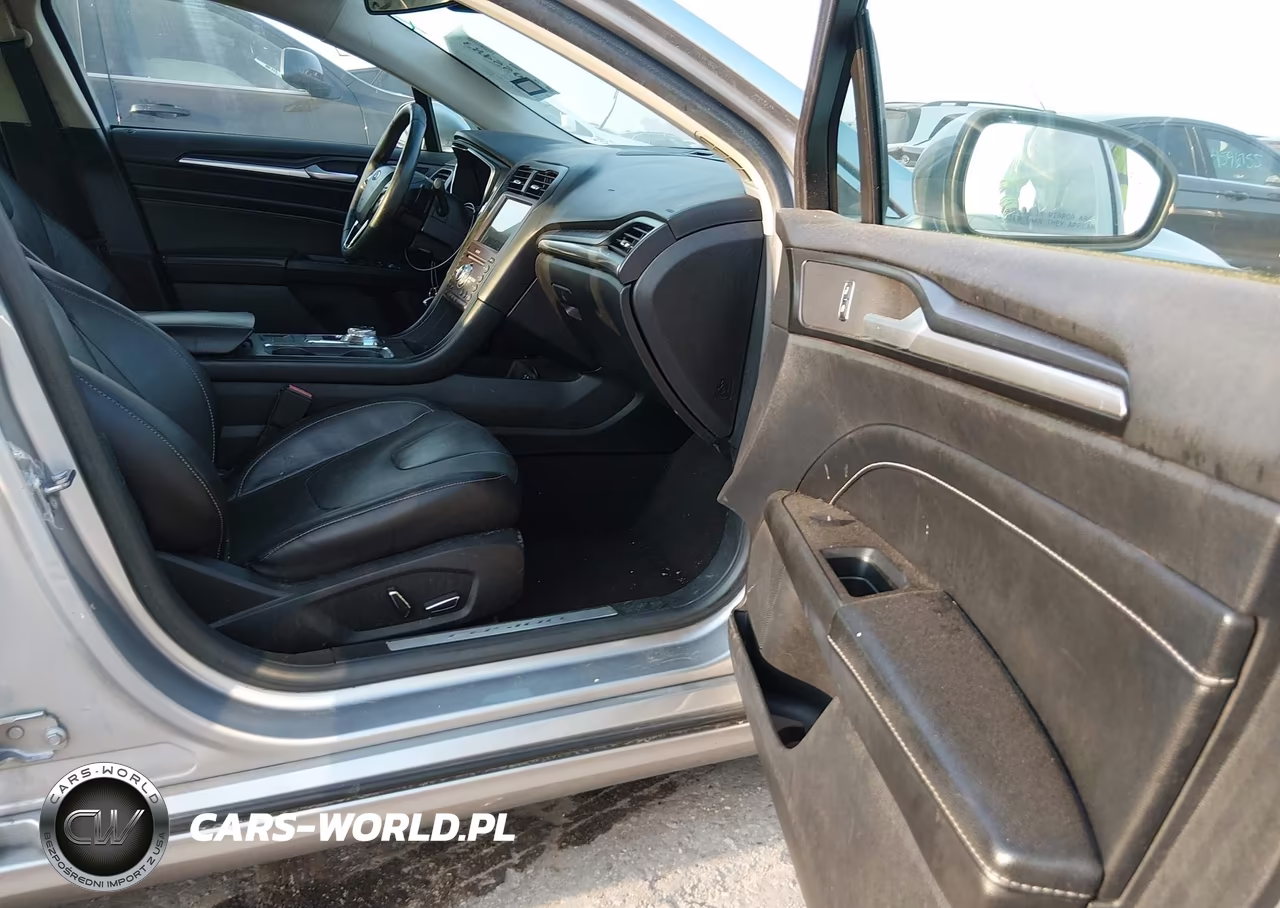 2020 Ford Fusion Titanium VIN:3FA6P0K91LR193920 - 5