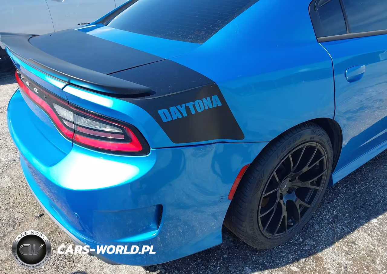 2019 Dodge Charger Scat Pack Rwd VIN:2C3CDXGJ3KH530927 - 6