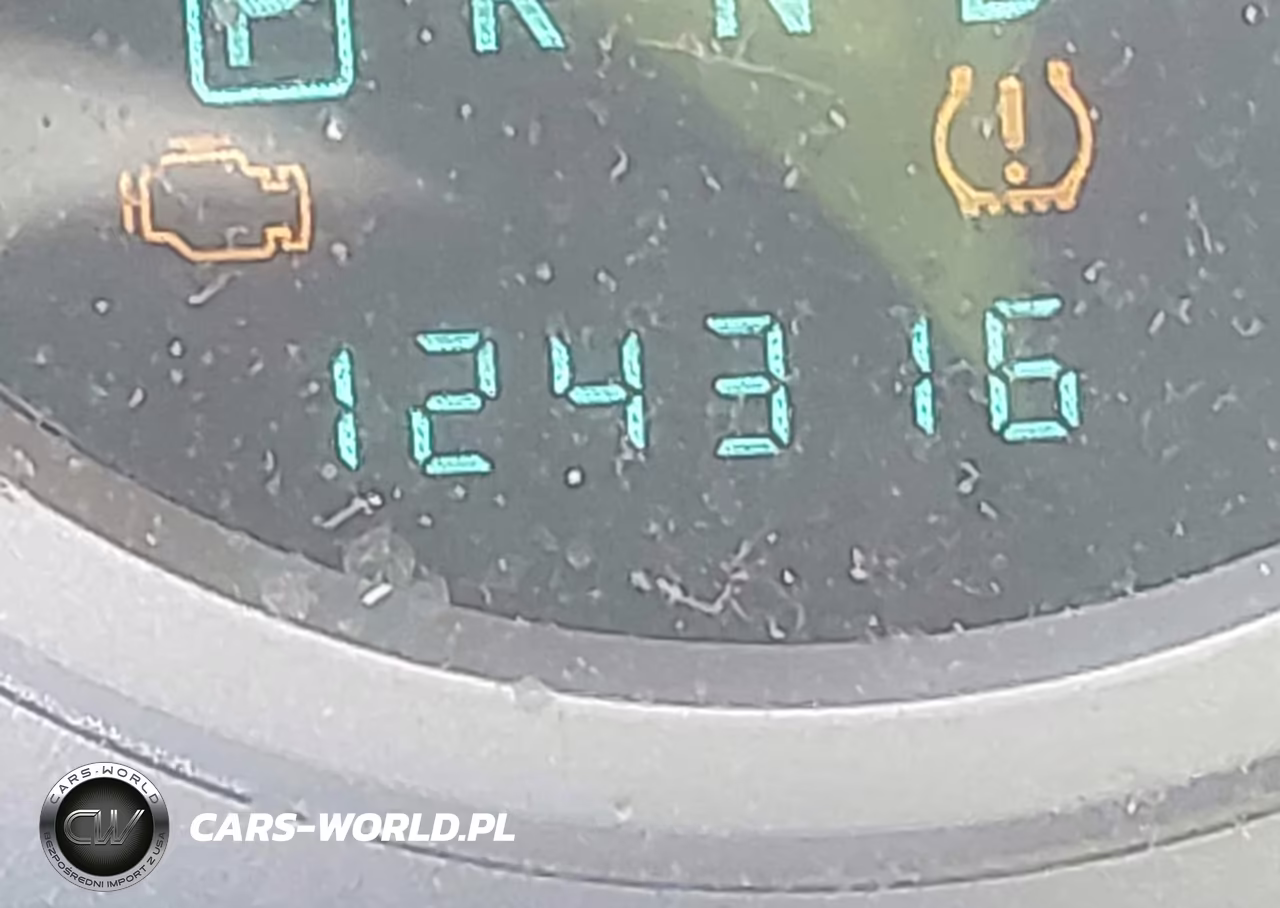2009 Jeep Wrangler Unlimited Sahara VIN:1J4GA59169L781309 - 16