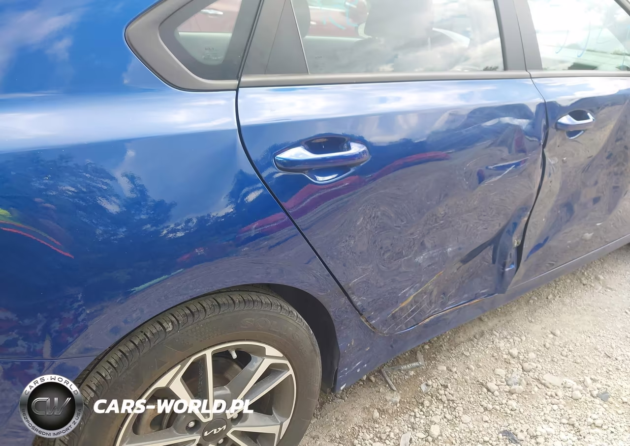 2023 Kia Forte Lxs VIN:3KPF24AD5PE641210 - 18