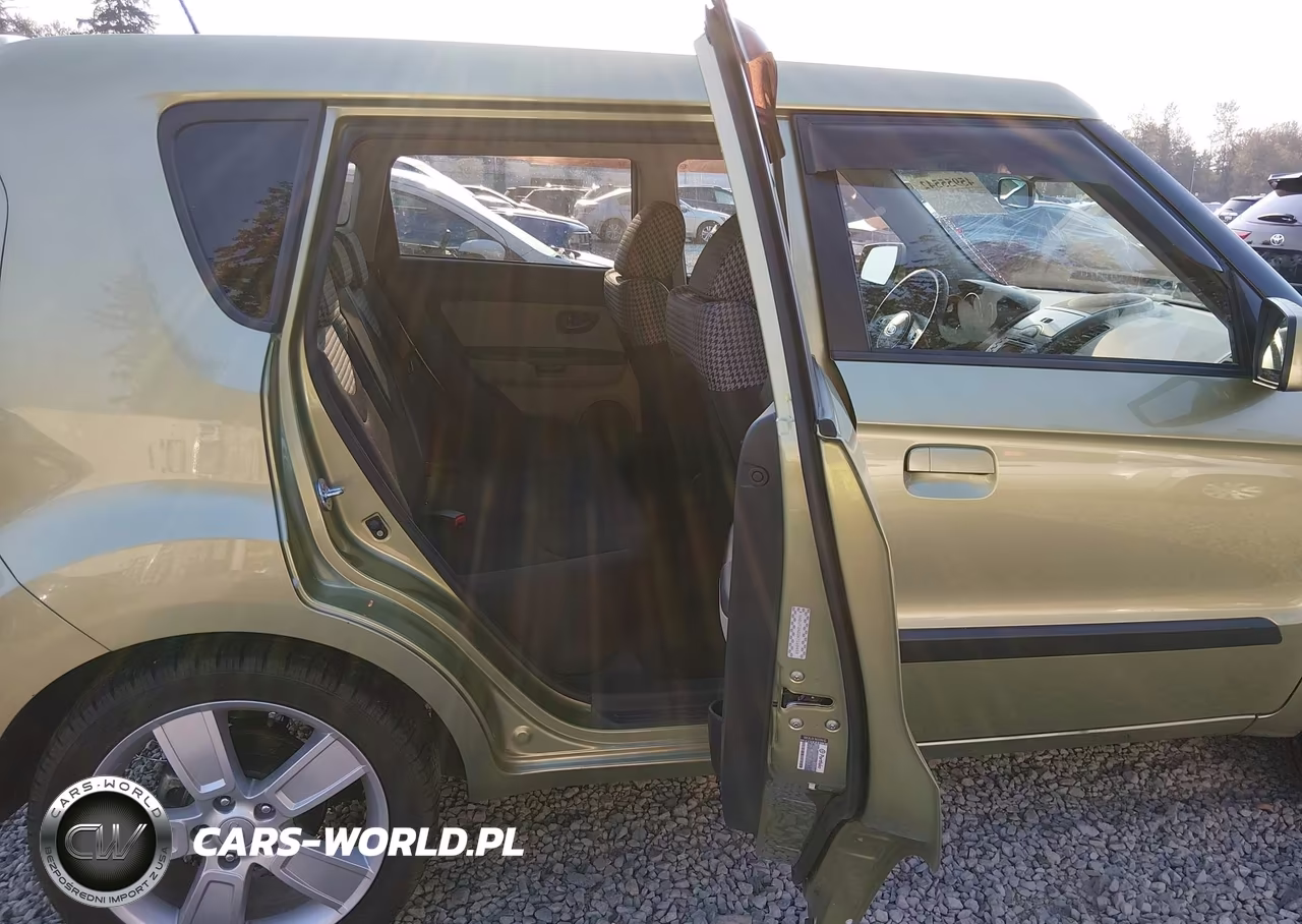 2010 Kia Soul ! VIN:KNDJT2A22A7160459 - 8