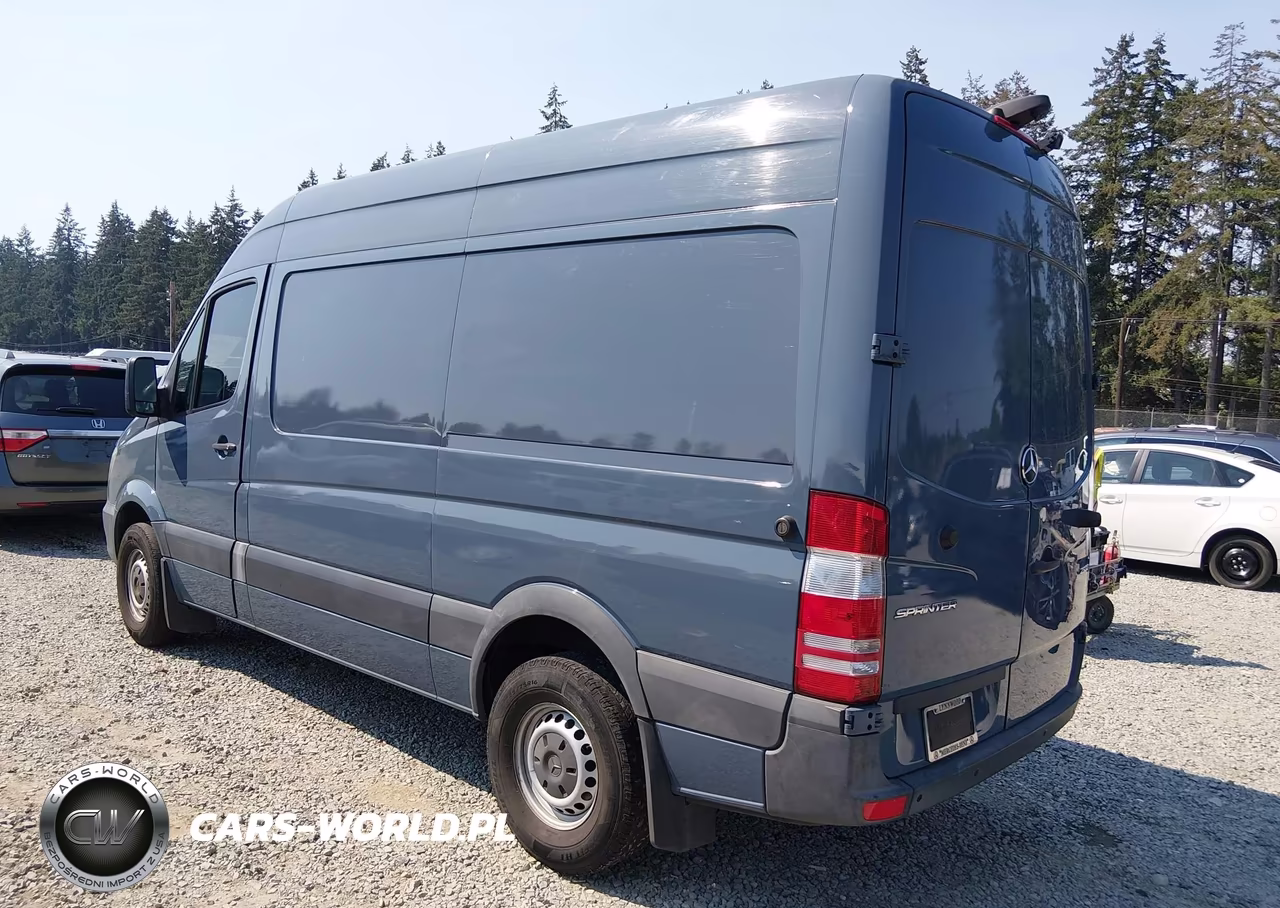 2018 Mercedes-Benz Sprinter 2500 Standard Roof V6 VIN:WD3PE7CD9JP641335 - 3
