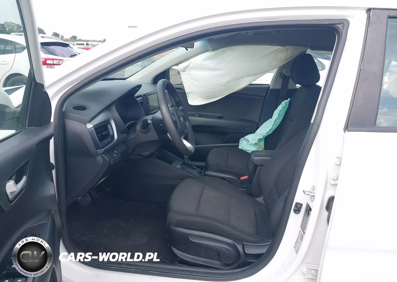 2019 Kia Rio S VIN:3KPA24AB9KE188405 - 5
