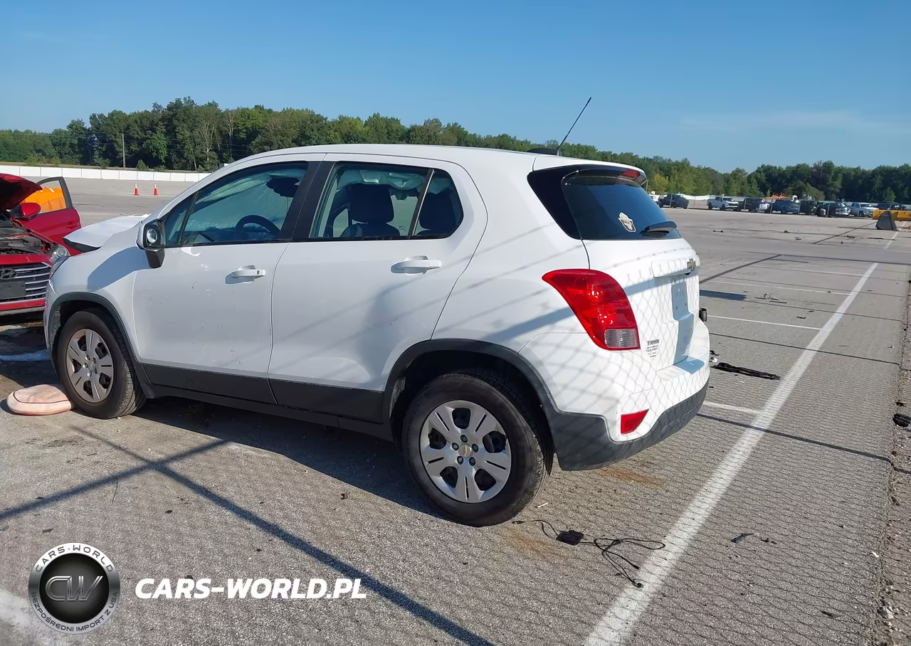 2017 Chevrolet Trax Ls VIN:3GNCJKSB3HL279678 - 3