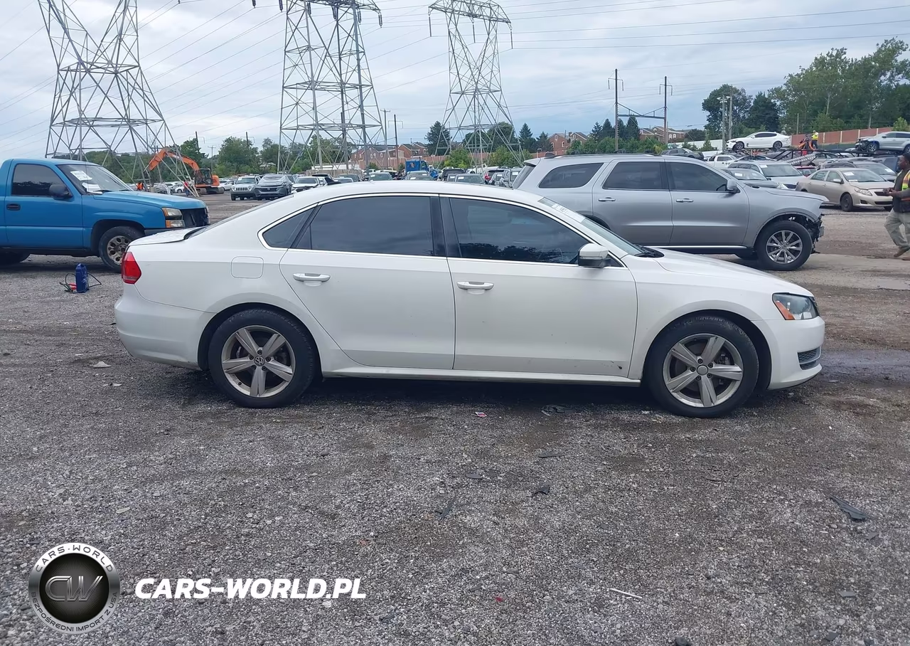 2012 Volkswagen Passat Se VIN:1VWBP7A35DC138771 - 13
