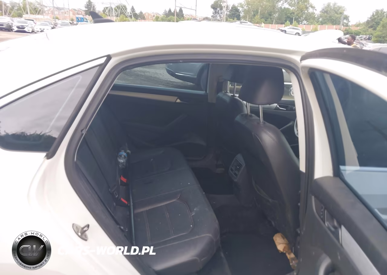 2012 Volkswagen Passat Se VIN:1VWBP7A35DC138771 - 8