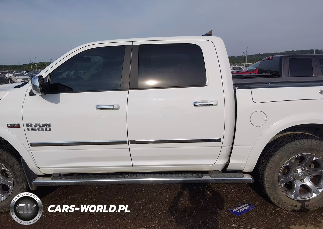 2017 Ram 1500 Laramie 4X4 5'7 Box VIN:1C6RR7NT4HS756186 - 15