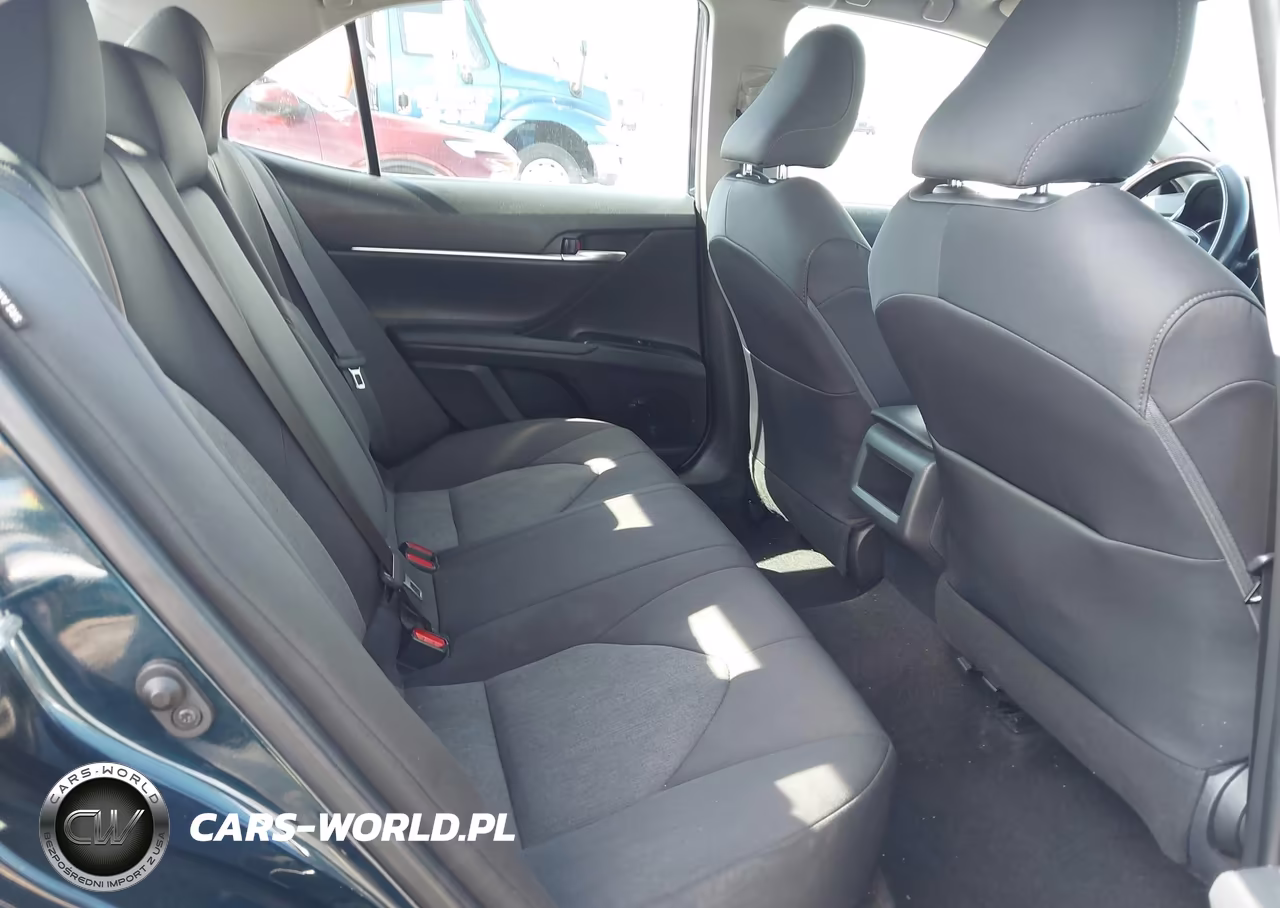 2020 Toyota Camry Le VIN:4T1C11AKXLU996478 - 8