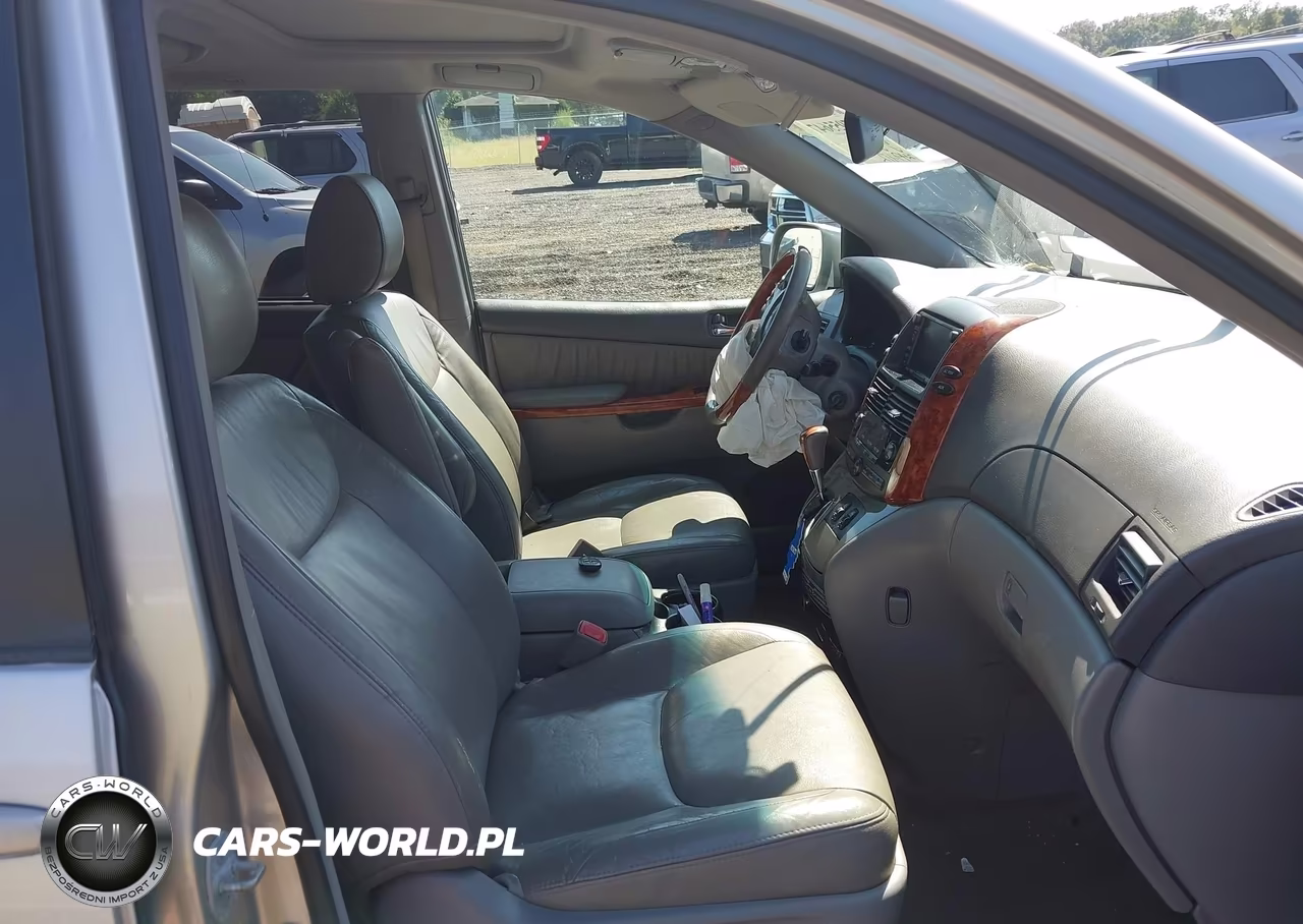 2010 Toyota Sienna Limited VIN:5TDYK4CC8AS330283 - 5