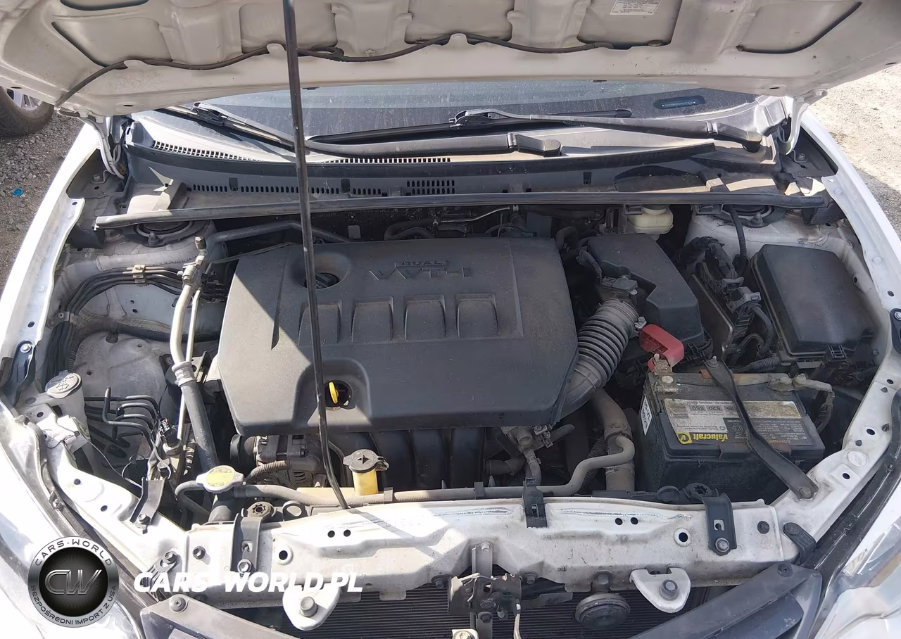 2015 Toyota Corolla Le VIN:5YFBURHE6FP327079 - 10