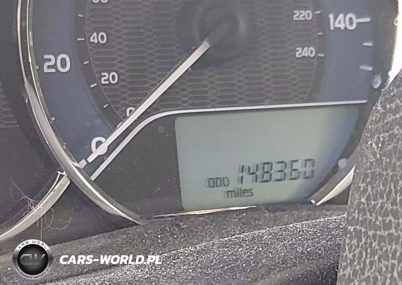 2015 Toyota Corolla Le VIN:5YFBURHE6FP327079 - 15