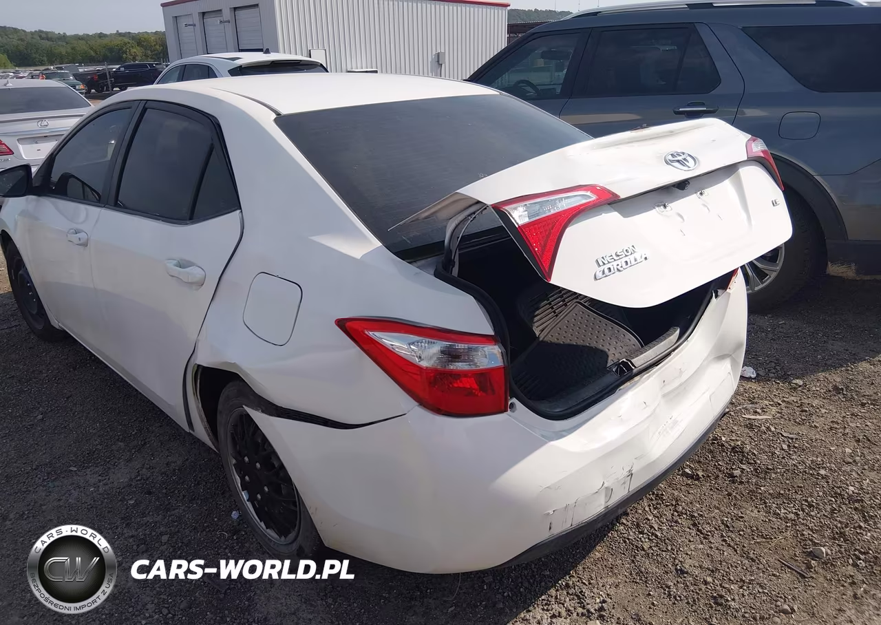 2015 Toyota Corolla Le VIN:5YFBURHE6FP327079 - 6
