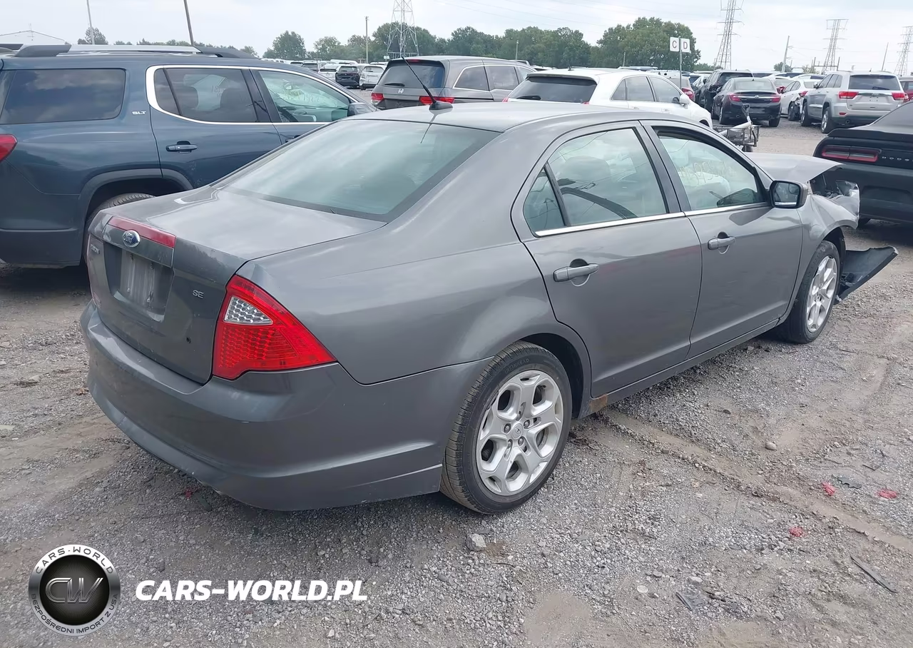 2011 Ford Fusion Se VIN:3FAHP0HA8BR201956 - 4
