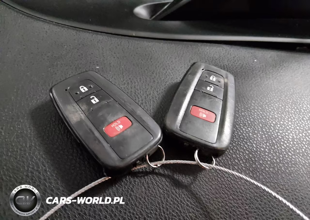 2016 Toyota Prius VIN:JTDKARFU6G3508440 - 11