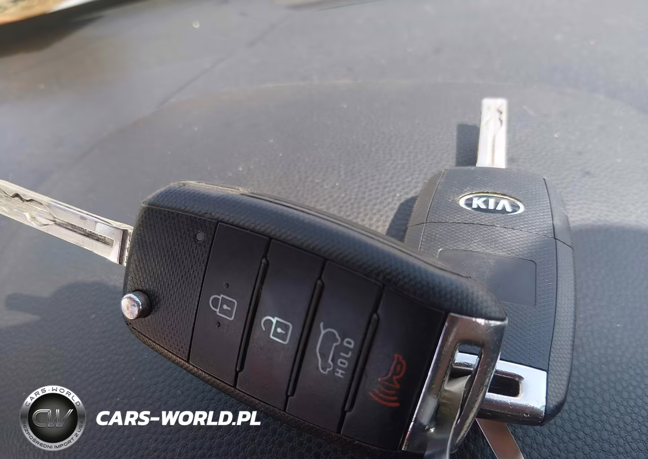 2014 Kia Soul VIN:KNDJN2A2XE7744706 - 11